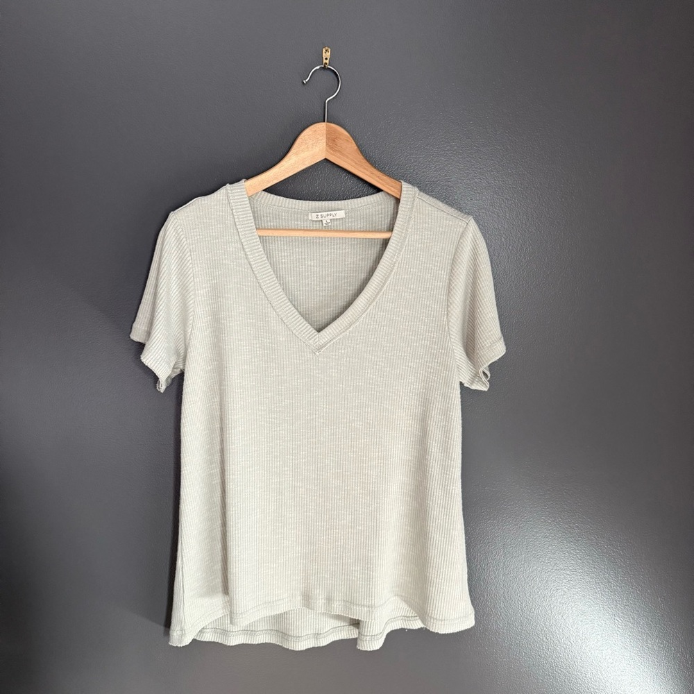 Z Supply Women Seafoam Green Deep V Neck Ribbed Tee Shirt with Scoop Hem Large